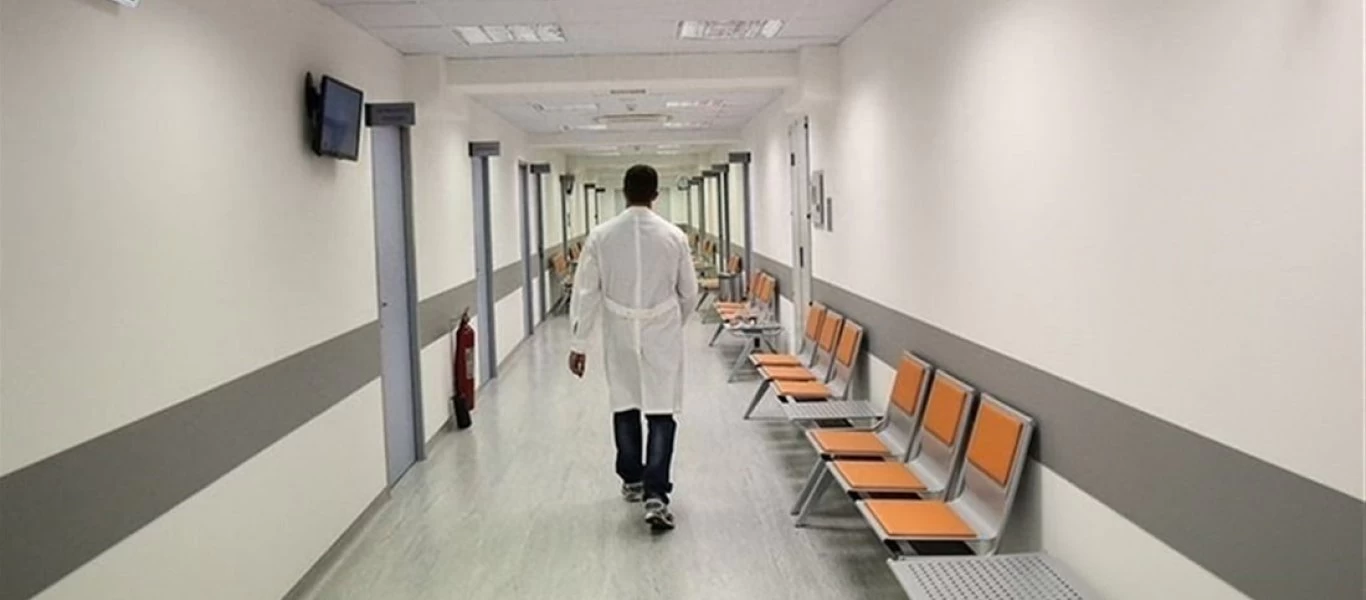 Κορωνοϊός: Με πτήση charter επιστρέφουν από Λονδίνο οι μαθητές του Κολεγίου Αθηνών